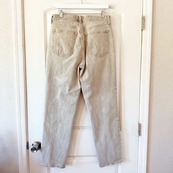 ABERCROMBIE & FITCH The 90’s Straight Ultra High Rise Jeans In Oat - Picture 6 of 12